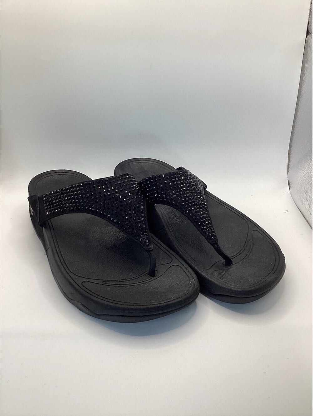 Fitflop | Black Crystal Embellished Flip Flops Size 7
